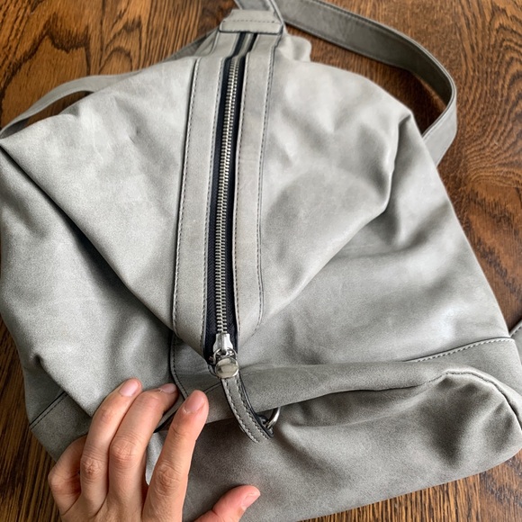 Bags Grey Backpack With Zipper Down The Middle Super Cute And Great